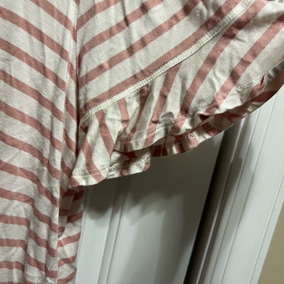 Green envelope women’s top - Picture 2 of 3